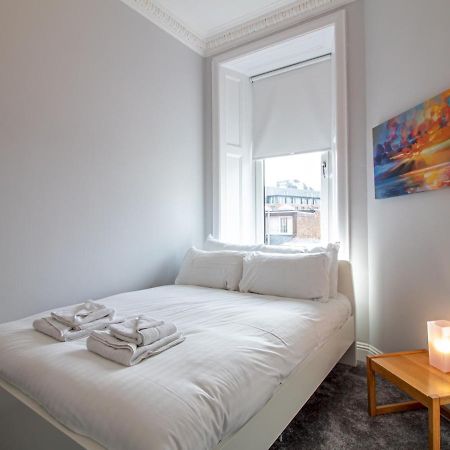 Modern 1Br Apartment In Heart Of West End Glasgow Esterno foto